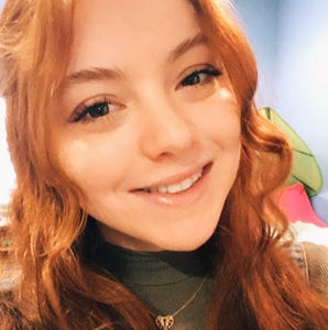 Meet your Posher, Alexandra